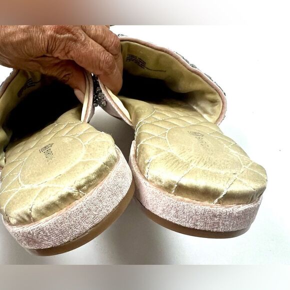 Birdies Bridal The Songbird Rose Velvet with Crystal Embellished - Picture 11 of 14